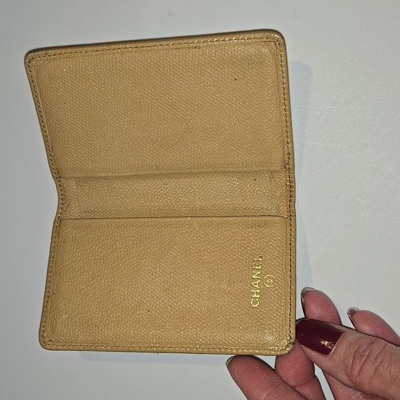 CHANEL interlocking C card case - Picture 3 of 15